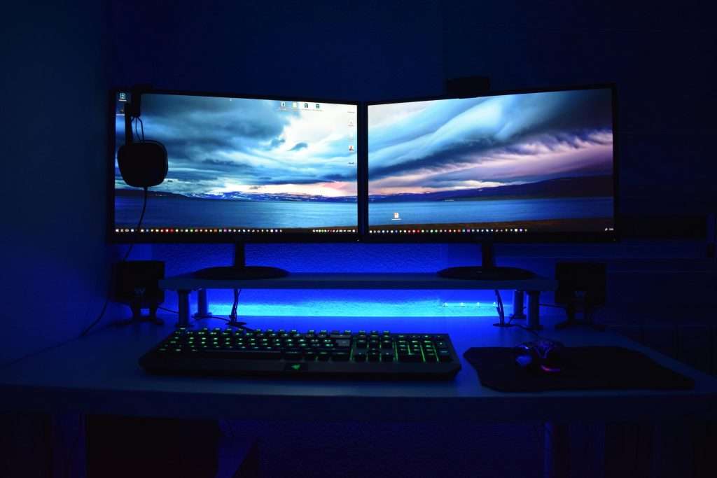 Gaming setup med internetforbindelse